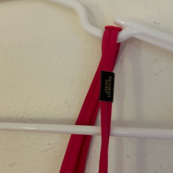 NWT Victoria’s Secret Hot Coral Pink Lace Very Sexy Strapless Bra 32 D - Picture 2 of 8